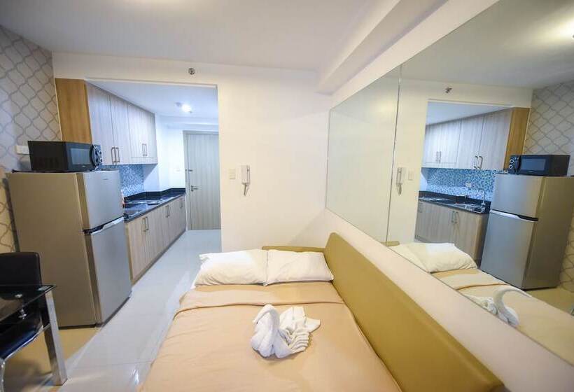 Usp Suites At Shore Residences