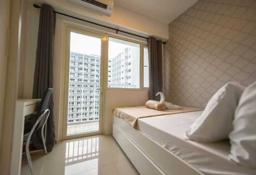 Usp Suites At Shore Residences