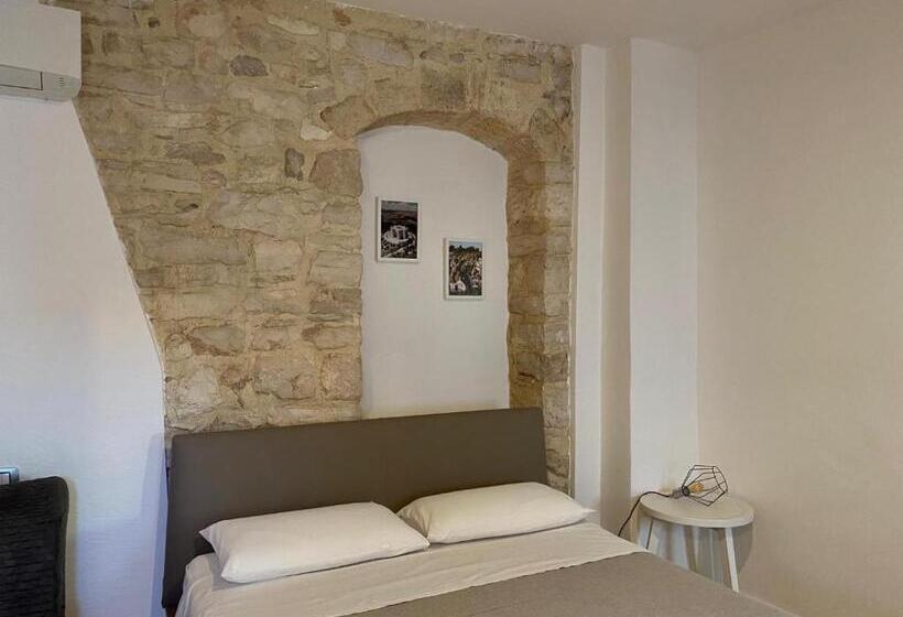 مبيت وإفطار Altrelli Rooms