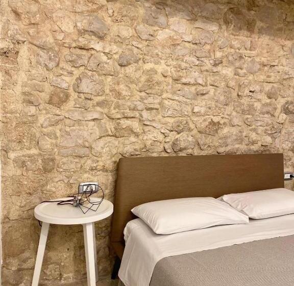 مبيت وإفطار Altrelli Rooms