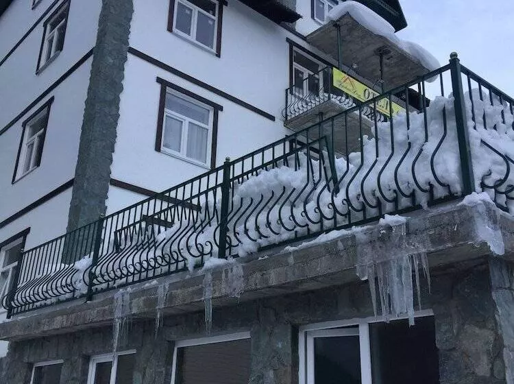 ホテル Gorskiy Dom