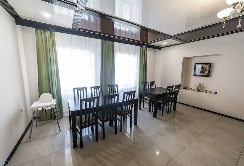 ホテル Gorskiy Dom