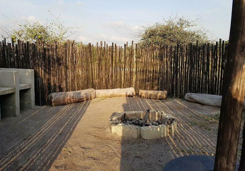 ホテル Izulu Eco Lodge