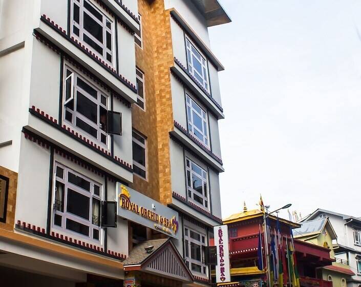 ホテル Jain Group Royal Orchid & Spa