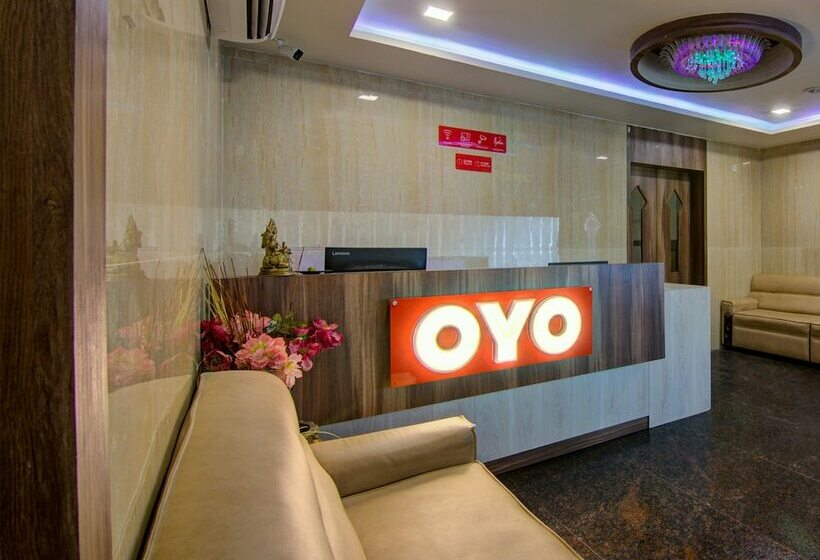 هتل Ruchi By Oyo Rooms