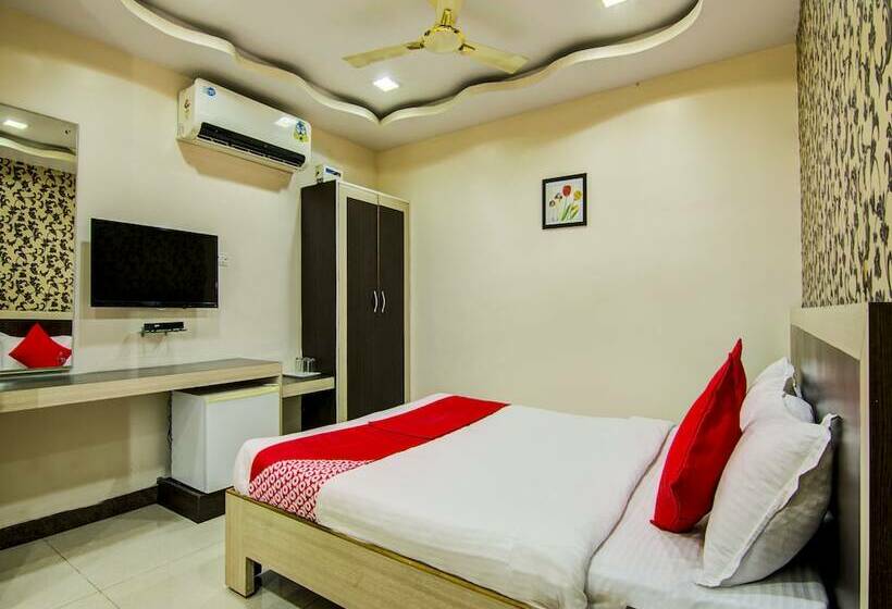 هتل Ruchi By Oyo Rooms