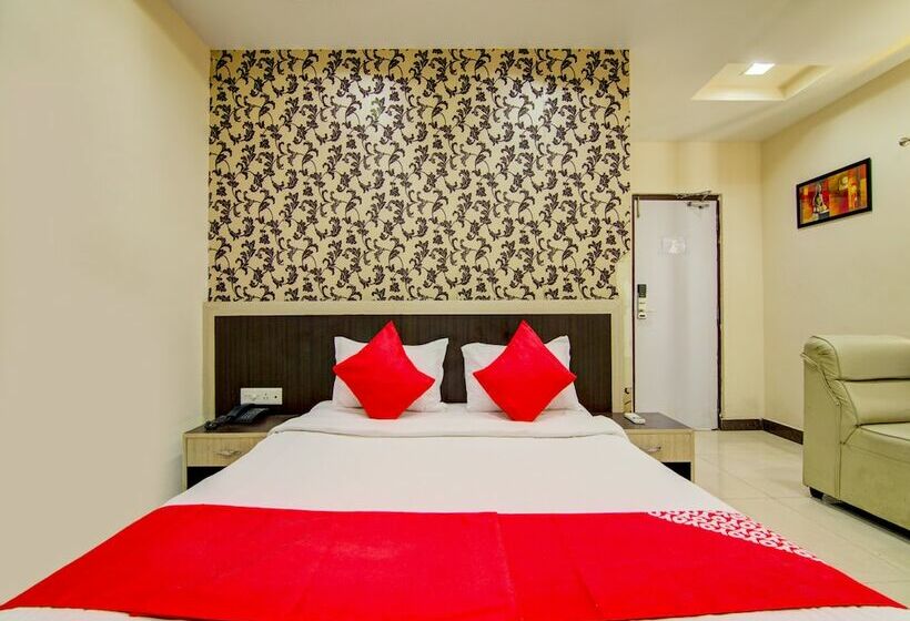 هتل Ruchi By Oyo Rooms