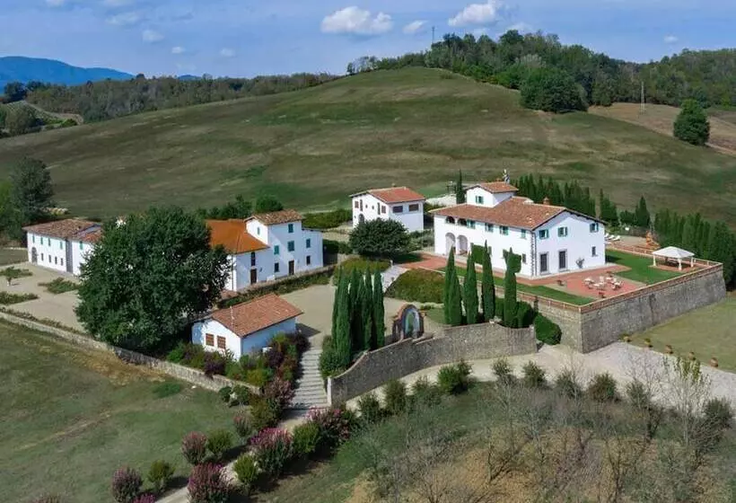 田舎風ホテル Viesca Suites & Villas Il Borro Toscana