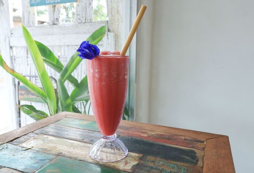 펜션 The Wina Echo Beach Guest House