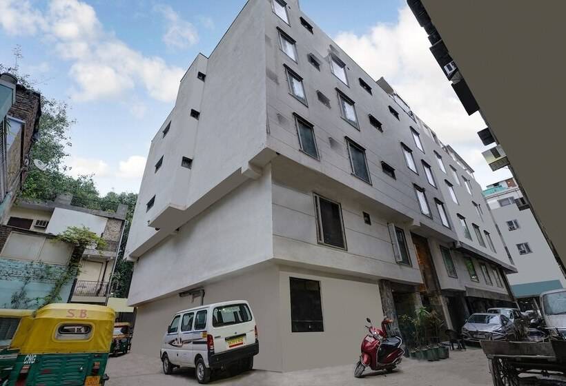 Staybook Hotel Nitya Maharani Free Airport Pickup