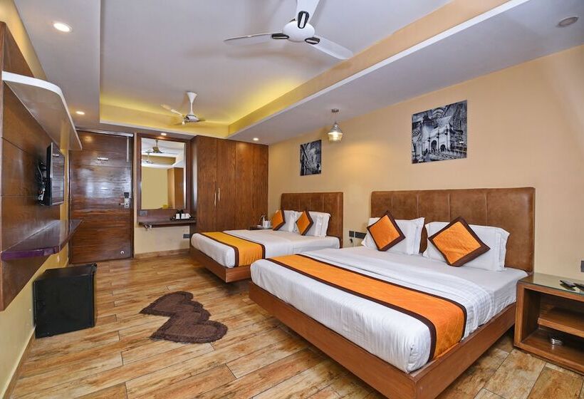 Staybook Hotel Nitya Maharani Free Airport Pickup