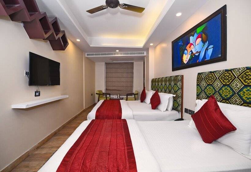 Staybook Hotel Nitya Maharani Free Airport Pickup