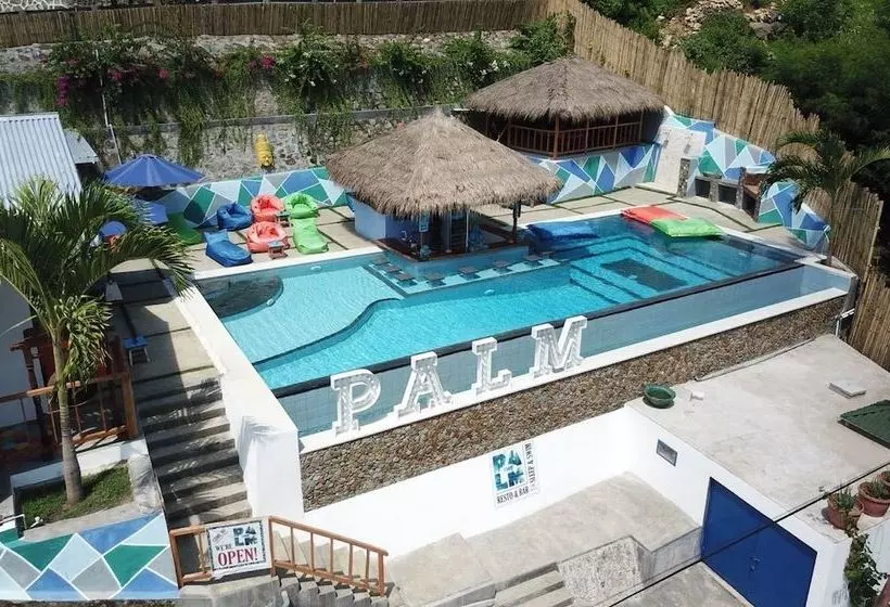 هاستل The Palm Komodo