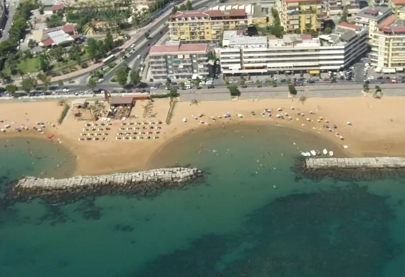 تختخواب و صبحانه Affitti Brevi  Mediterraneo