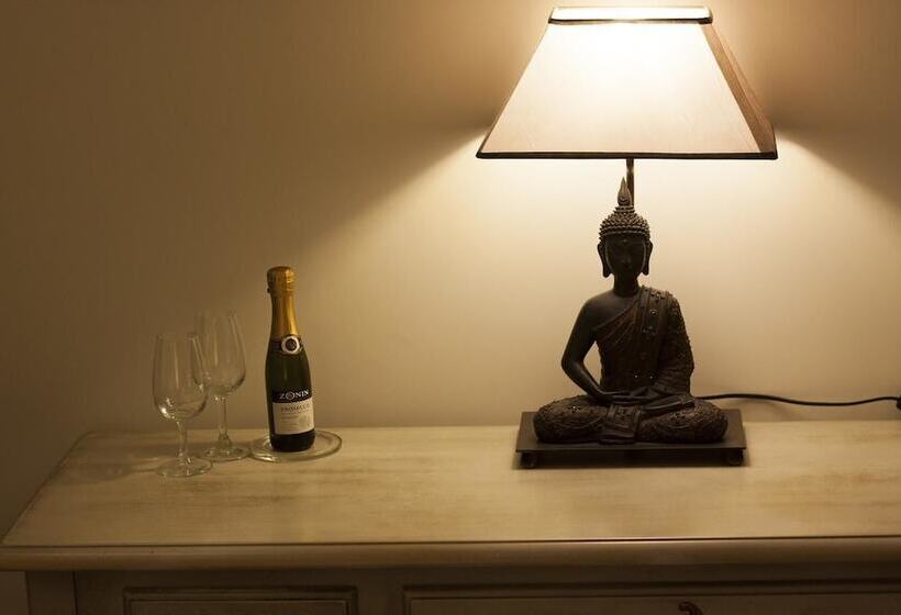 تختخواب و صبحانه Palazzo 900