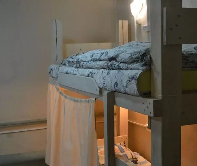 Horizontal   Hostel