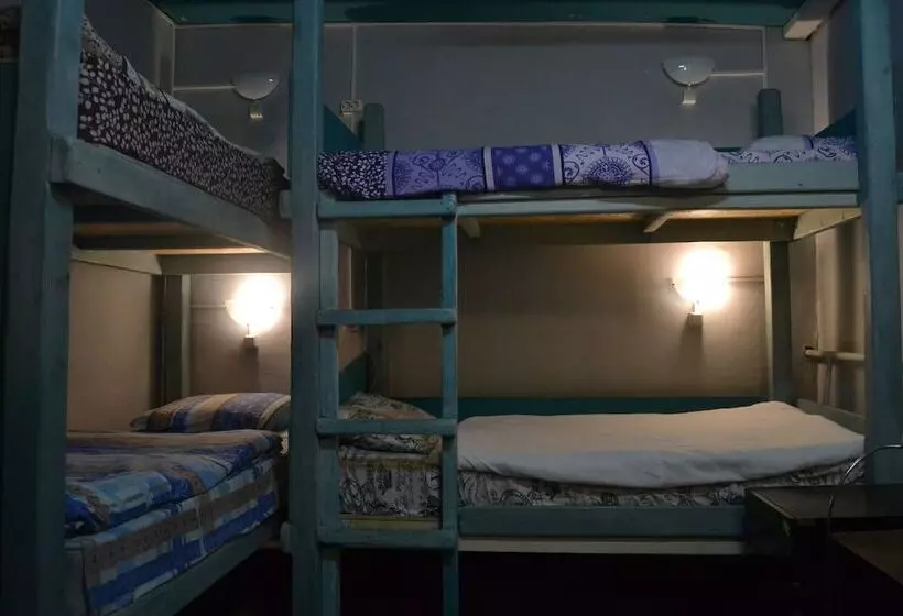 Horizontal   Hostel