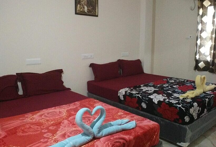 Hotel Krish Rooms And Stay