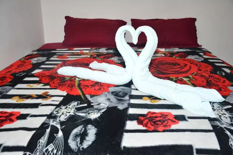 ホテル Krish Rooms And Stay