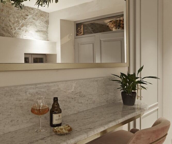 בית מלון כפרי The Melegran