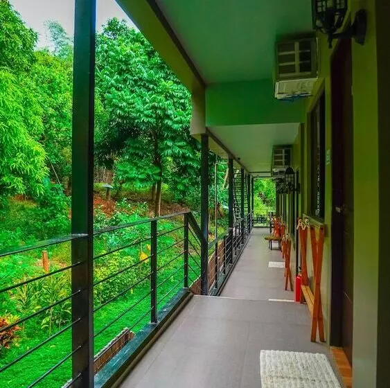 Hotelli The Ridge Coron