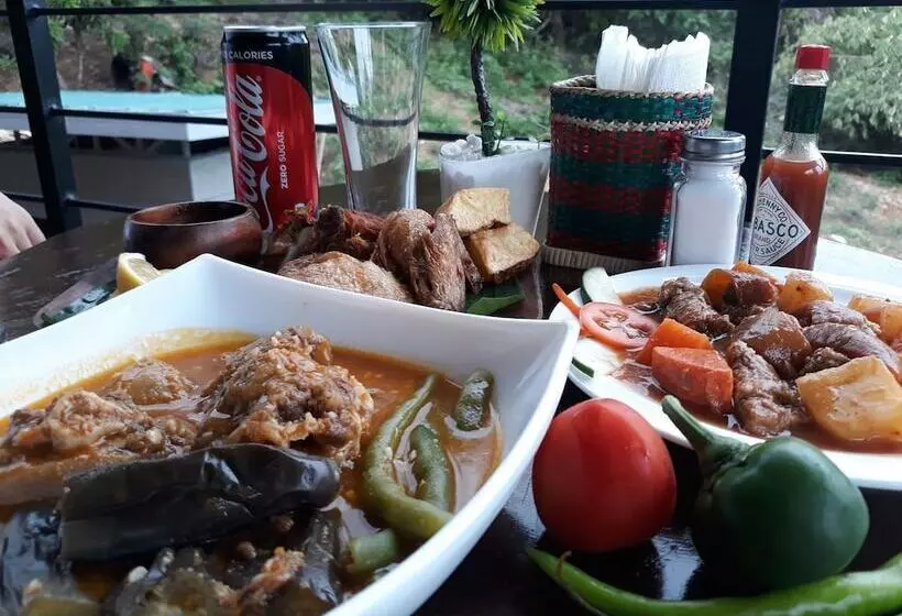 Hotelli The Ridge Coron