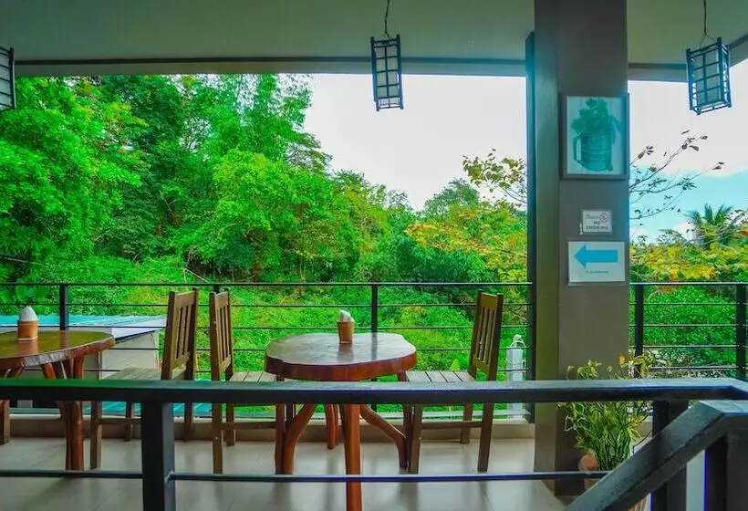 Hotelli The Ridge Coron