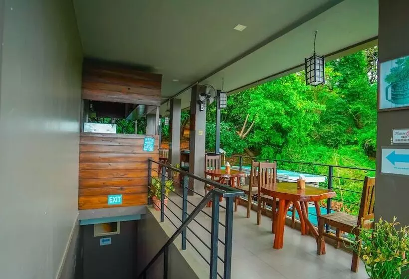 Hotelli The Ridge Coron