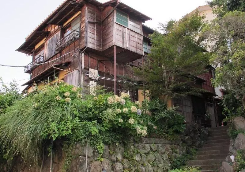 پانسیون Atami Ikyuan 熱海一休庵