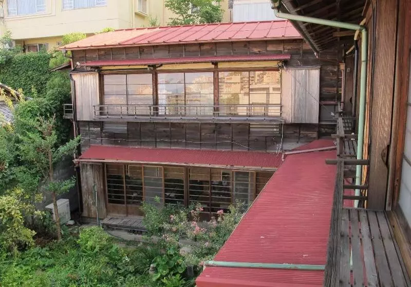 پانسیون Atami Ikyuan 熱海一休庵