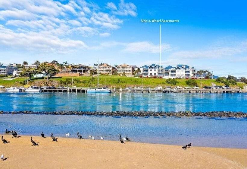 Southbound Escape At The Wharf