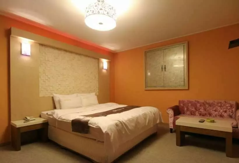 Beauty Motel