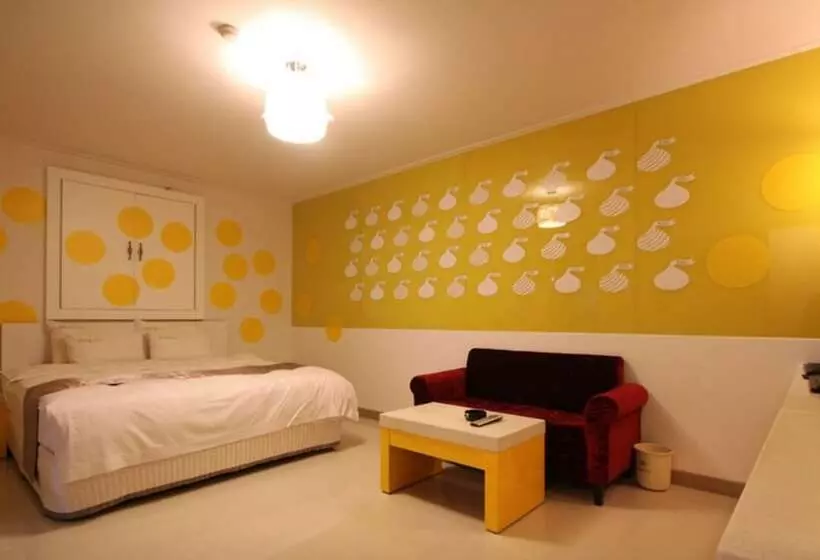 Beauty Motel