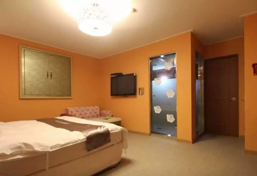 Beauty Motel