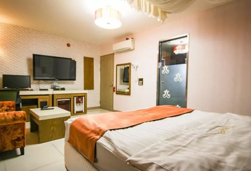 Beauty Motel