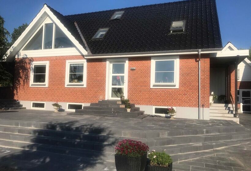 Bed and Breakfast Hilmors Overnatning