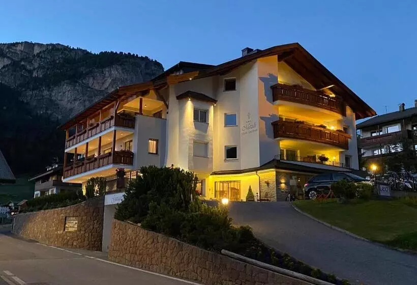 Garni Hotel Mezdi
