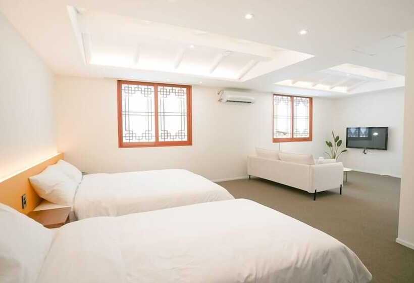 호텔 Arrive Jeonju Sihwayeonpung