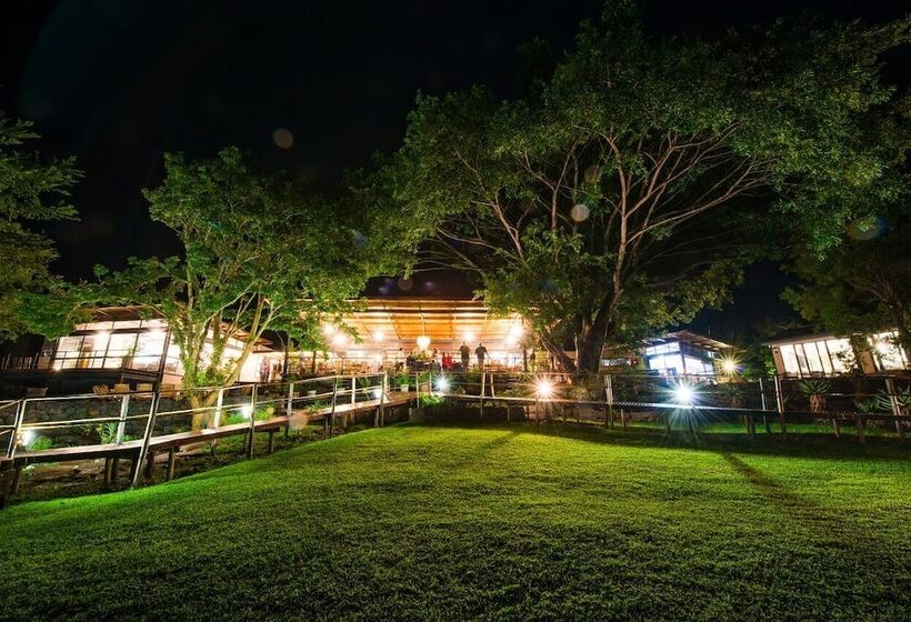 Отель Fugitives Drift Guest House