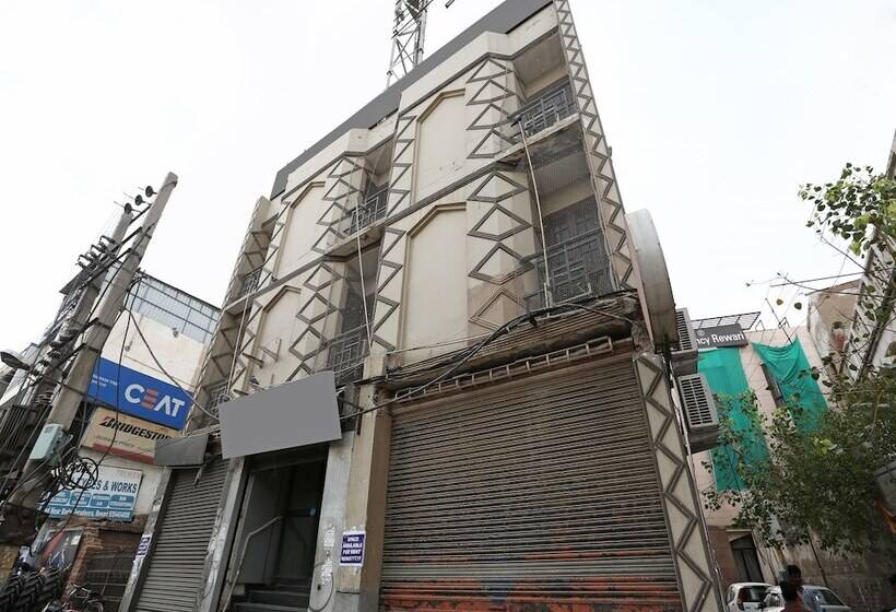 Hôtel Samrat By Oyo Rooms