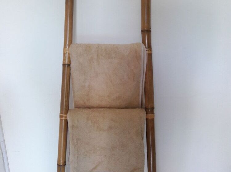 پانسیون Cape Rose2