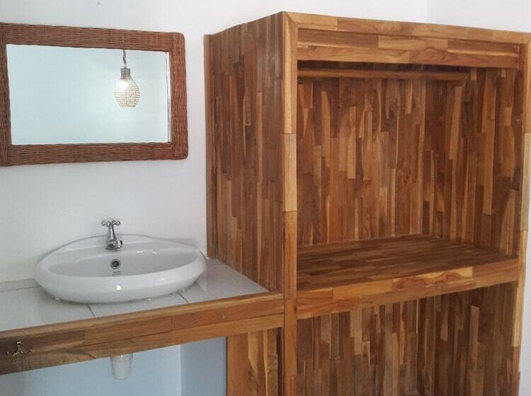 پانسیون Cape Rose2