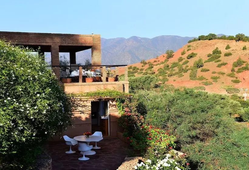 Majatalo Domaine La Source