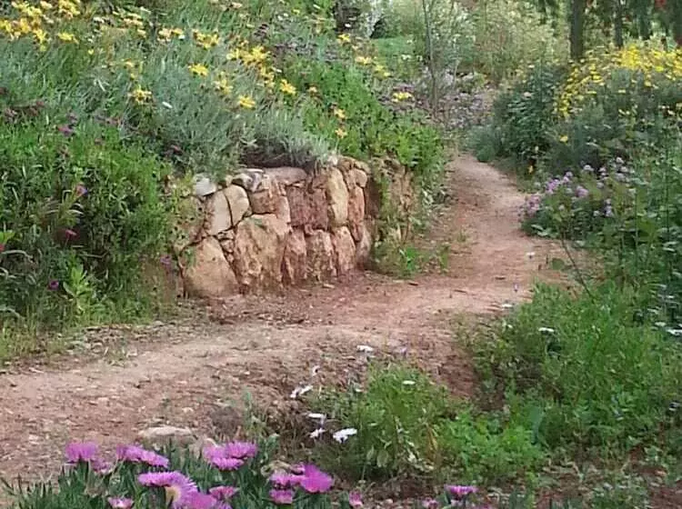 Majatalo Domaine La Source