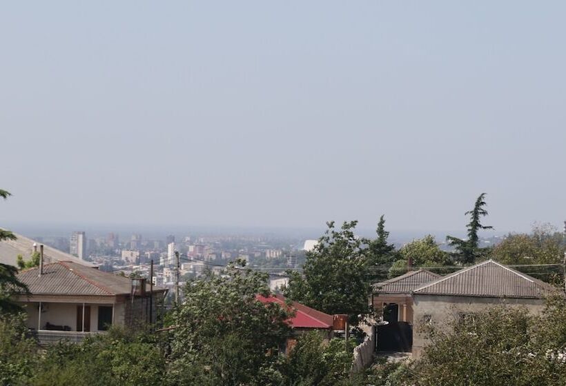 پانسیون Guest House Caucasus