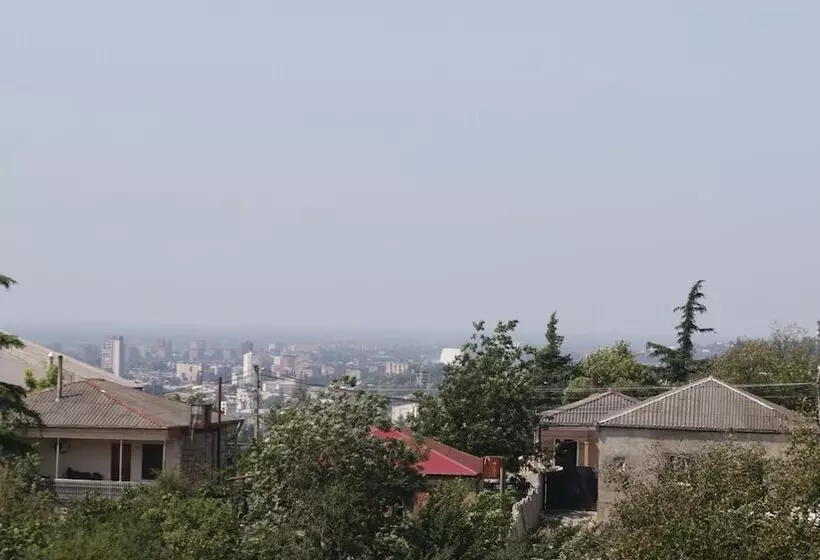 پانسیون Guest House Caucasus