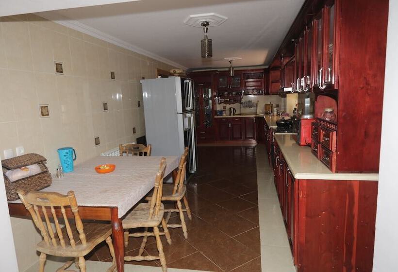 پانسیون Guest House Caucasus