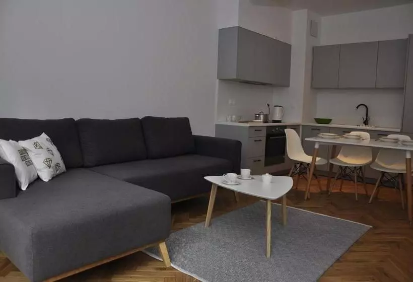 Prudentia Apartments Moko Residence