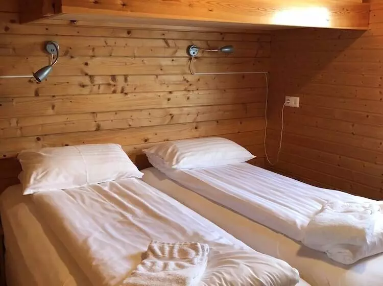 Ytri Vík