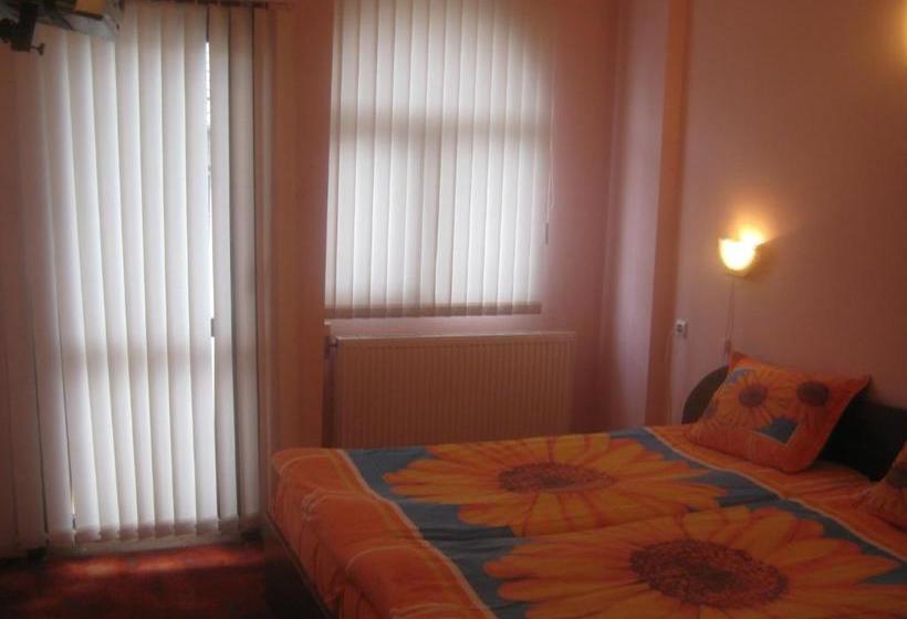 Aseva House Guest House